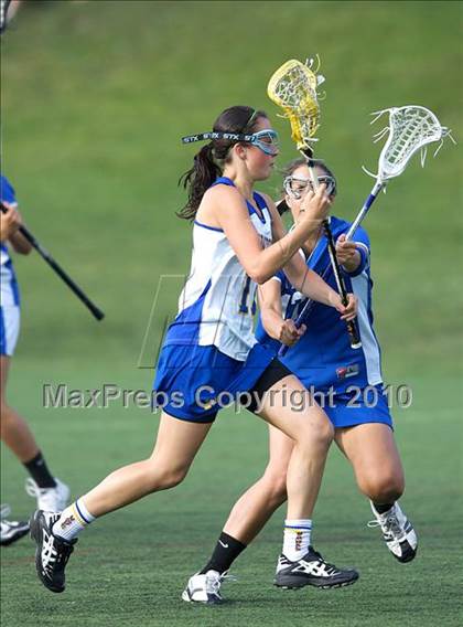 Thumbnail 3 in Darien @ Newtown (CIAC Division I Quarterfinal) photogallery.