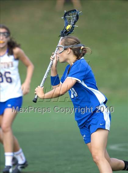 Thumbnail 3 in Darien @ Newtown (CIAC Division I Quarterfinal) photogallery.