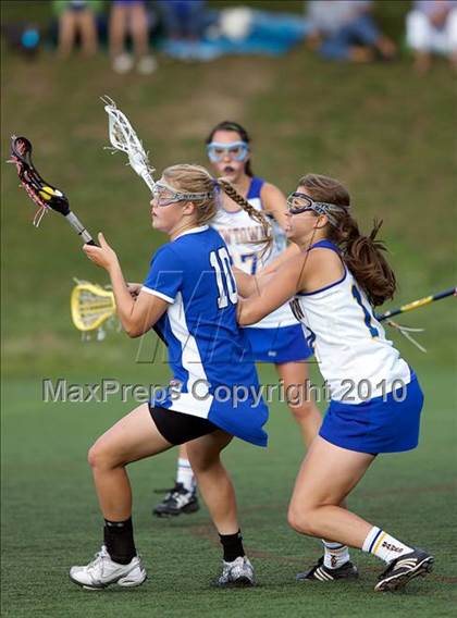 Thumbnail 1 in Darien @ Newtown (CIAC Division I Quarterfinal) photogallery.