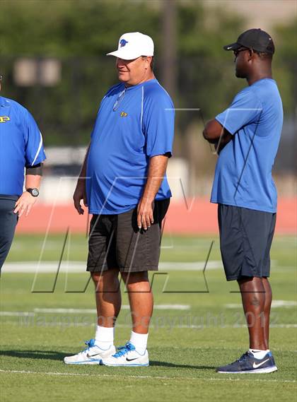 Thumbnail 1 in Pflugerville @ Leander photogallery.