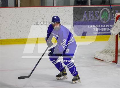 Thumbnail 1 in Hingham vs Braintree (Holiday Classic Tournament)  photogallery.