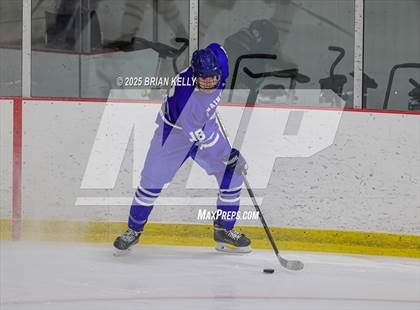 Thumbnail 2 in Hingham vs Braintree (Holiday Classic Tournament)  photogallery.