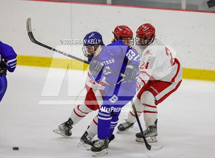 Thumbnail 2 in Hingham vs Braintree (Holiday Classic Tournament)  photogallery.