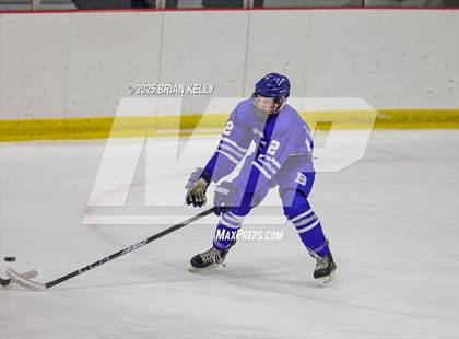 Thumbnail 2 in Hingham vs Braintree (Holiday Classic Tournament)  photogallery.