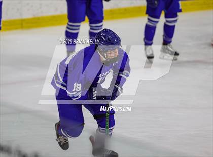 Thumbnail 3 in Hingham vs Braintree (Holiday Classic Tournament)  photogallery.