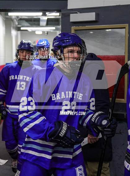 Thumbnail 1 in Hingham vs Braintree (Holiday Classic Tournament)  photogallery.