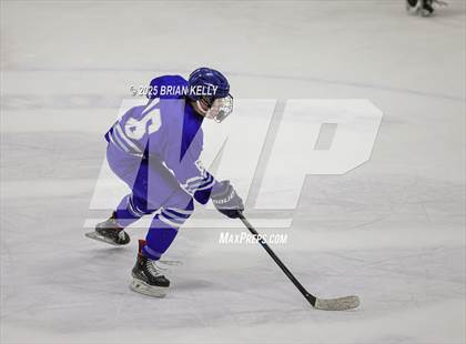 Thumbnail 2 in Hingham vs Braintree (Holiday Classic Tournament)  photogallery.