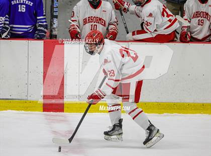 Thumbnail 2 in Hingham vs Braintree (Holiday Classic Tournament)  photogallery.