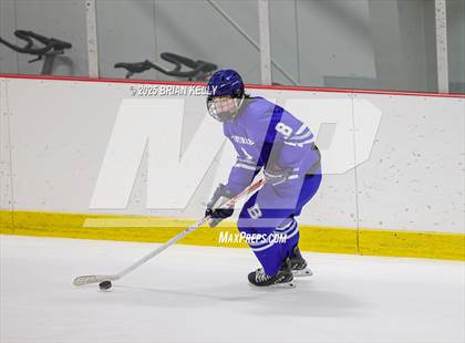 Thumbnail 3 in Hingham vs Braintree (Holiday Classic Tournament)  photogallery.