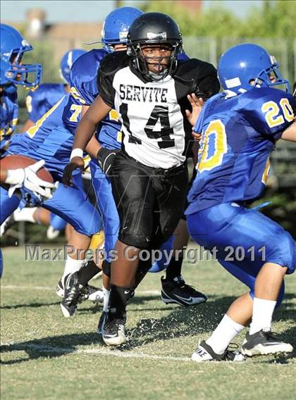 Thumbnail 2 in Bishop Amat @ Servite photogallery.
