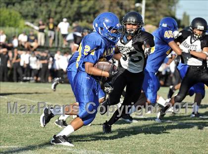 Thumbnail 3 in Bishop Amat @ Servite photogallery.