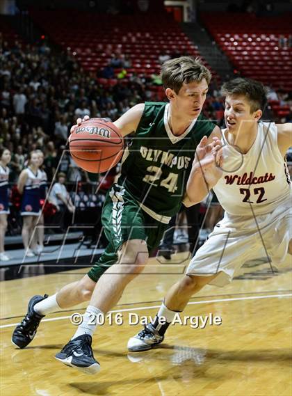 Thumbnail 1 in Woods Cross vs. Olympus (UHSAA 4A Semifinal) photogallery.