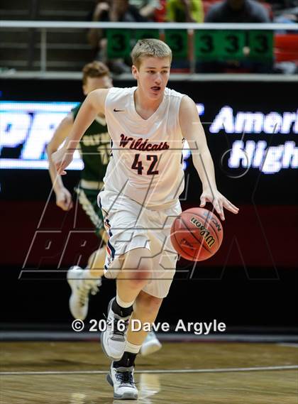 Thumbnail 2 in Woods Cross vs. Olympus (UHSAA 4A Semifinal) photogallery.