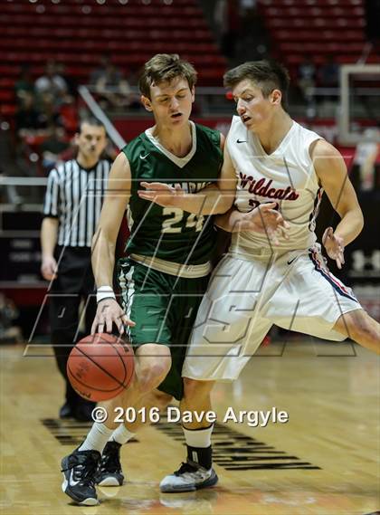 Thumbnail 1 in Woods Cross vs. Olympus (UHSAA 4A Semifinal) photogallery.
