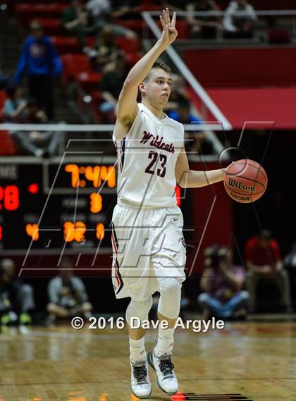 Thumbnail 2 in Woods Cross vs. Olympus (UHSAA 4A Semifinal) photogallery.