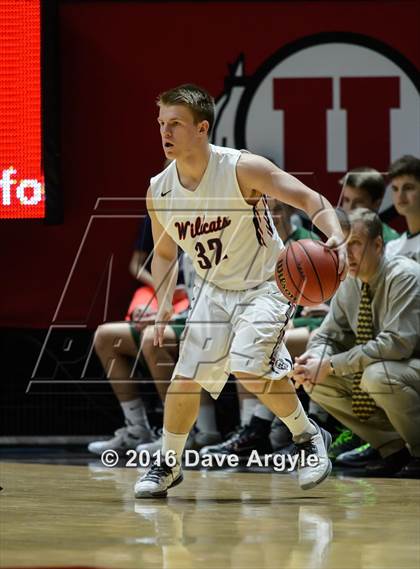 Thumbnail 2 in Woods Cross vs. Olympus (UHSAA 4A Semifinal) photogallery.