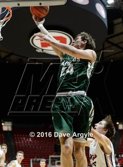 Thumbnail 1 in Woods Cross vs. Olympus (UHSAA 4A Semifinal) photogallery.