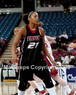 Thumbnail 3 in Troy vs. Carondelet (CIF State D2 Final) photogallery.