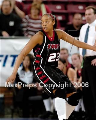 Thumbnail 1 in Troy vs. Carondelet (CIF State D2 Final) photogallery.