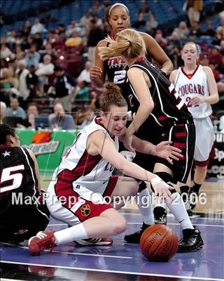 Thumbnail 3 in Troy vs. Carondelet (CIF State D2 Final) photogallery.