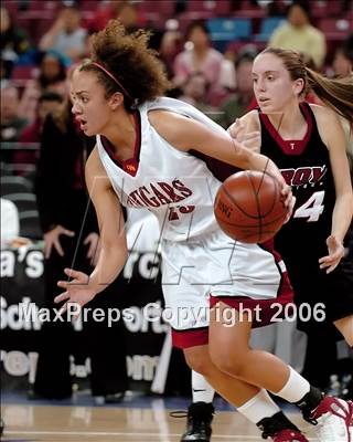 Thumbnail 2 in Troy vs. Carondelet (CIF State D2 Final) photogallery.