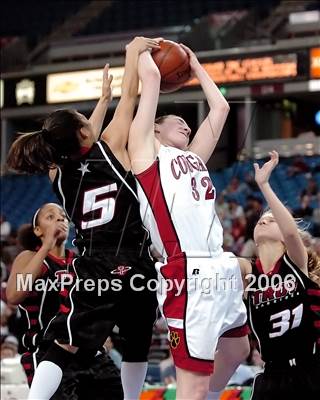 Thumbnail 1 in Troy vs. Carondelet (CIF State D2 Final) photogallery.