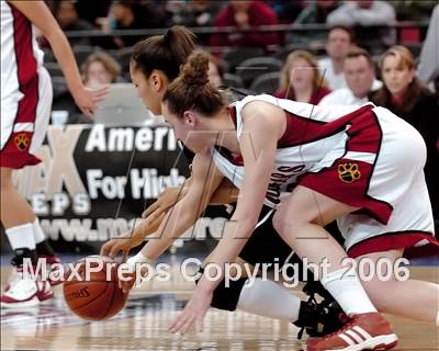 Thumbnail 3 in Troy vs. Carondelet (CIF State D2 Final) photogallery.