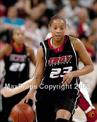 Thumbnail 1 in Troy vs. Carondelet (CIF State D2 Final) photogallery.