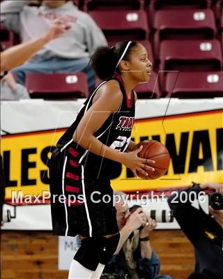 Thumbnail 1 in Troy vs. Carondelet (CIF State D2 Final) photogallery.