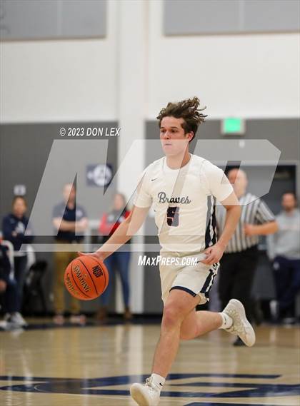 Thumbnail 1 in Los Gatos @ Justin-Siena (CIF State Boys Basketball Championships - Round 1 D3) photogallery.