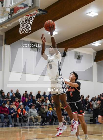Thumbnail 3 in Los Gatos @ Justin-Siena (CIF State Boys Basketball Championships - Round 1 D3) photogallery.