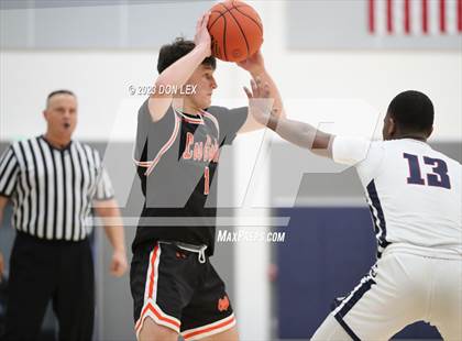Thumbnail 1 in Los Gatos @ Justin-Siena (CIF State Boys Basketball Championships - Round 1 D3) photogallery.