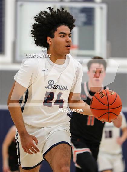 Thumbnail 2 in Los Gatos @ Justin-Siena (CIF State Boys Basketball Championships - Round 1 D3) photogallery.
