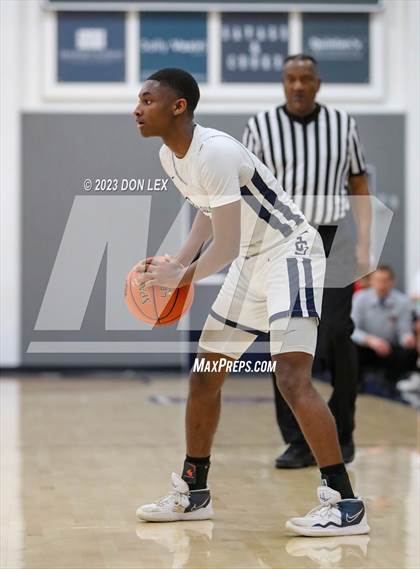 Thumbnail 2 in Los Gatos @ Justin-Siena (CIF State Boys Basketball Championships - Round 1 D3) photogallery.
