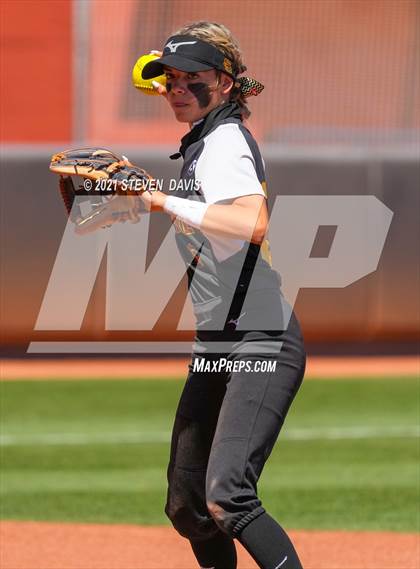 Thumbnail 2 in Vista Grande @ Salpointe Catholic (AIA 4A Final) photogallery.