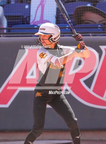 Thumbnail 1 in Vista Grande @ Salpointe Catholic (AIA 4A Final) photogallery.