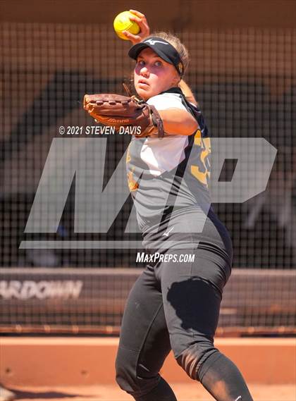 Thumbnail 1 in Vista Grande @ Salpointe Catholic (AIA 4A Final) photogallery.