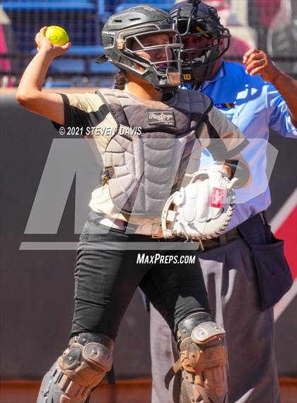 Thumbnail 1 in Vista Grande @ Salpointe Catholic (AIA 4A Final) photogallery.