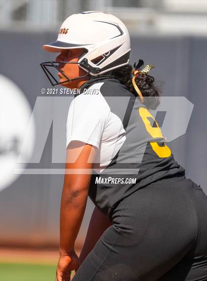 Thumbnail 1 in Vista Grande @ Salpointe Catholic (AIA 4A Final) photogallery.