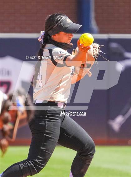 Thumbnail 1 in Vista Grande @ Salpointe Catholic (AIA 4A Final) photogallery.