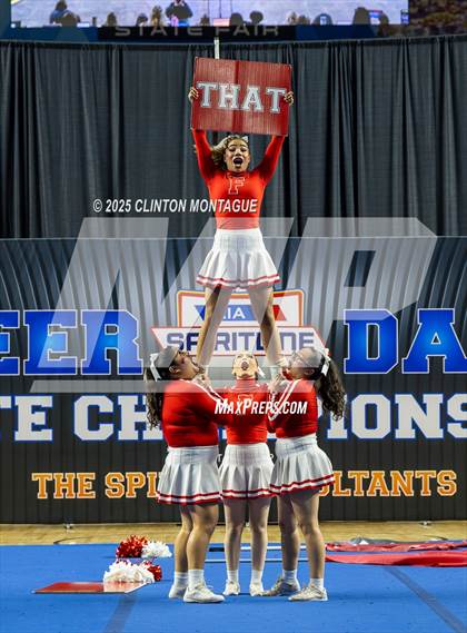 Thumbnail 2 in Florence - Cheer (AIA Division III-IV Final) photogallery.