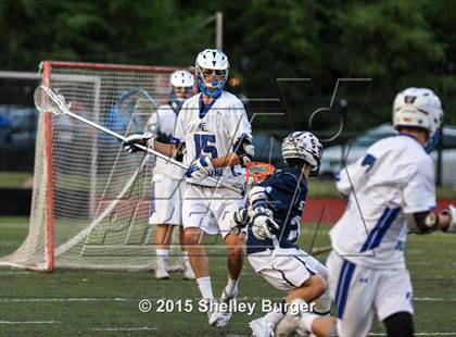 Thumbnail 3 in Staples vs Ludlowe (CIAC Class L 1st Round) photogallery.