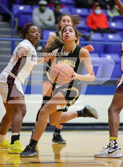 Thumbnail 2 in Crandall vs Red Oak (UIL 5A Bi-District) photogallery.