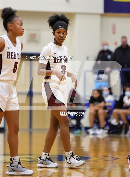 Thumbnail 2 in Crandall vs Red Oak (UIL 5A Bi-District) photogallery.