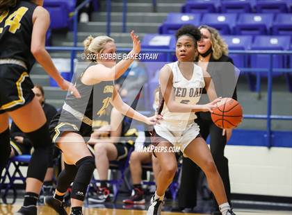 Thumbnail 2 in Crandall vs Red Oak (UIL 5A Bi-District) photogallery.