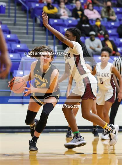 Thumbnail 1 in Crandall vs Red Oak (UIL 5A Bi-District) photogallery.