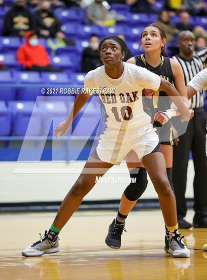 Thumbnail 3 in Crandall vs Red Oak (UIL 5A Bi-District) photogallery.