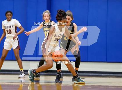 Thumbnail 2 in Crandall vs Red Oak (UIL 5A Bi-District) photogallery.