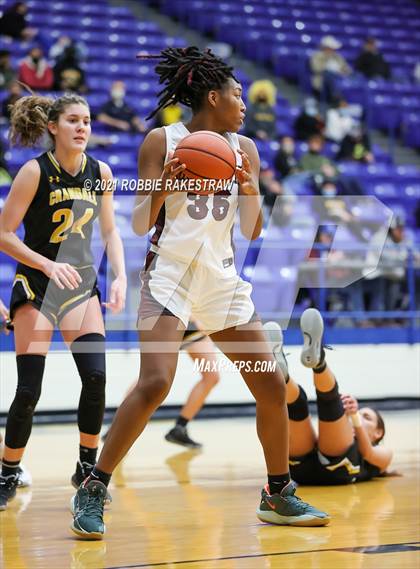 Thumbnail 3 in Crandall vs Red Oak (UIL 5A Bi-District) photogallery.
