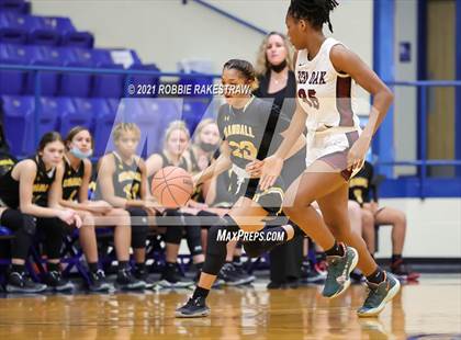 Thumbnail 3 in Crandall vs Red Oak (UIL 5A Bi-District) photogallery.